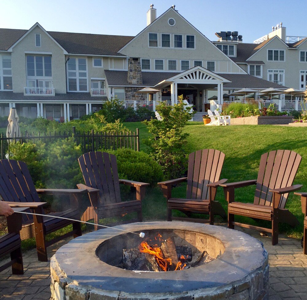 Inn by the Sea, an oceanside resort in Cape Elizabeth, Maine